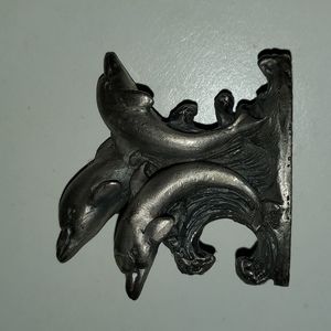 Pewter 2" triple jumping Dolphin 🐬 figurine